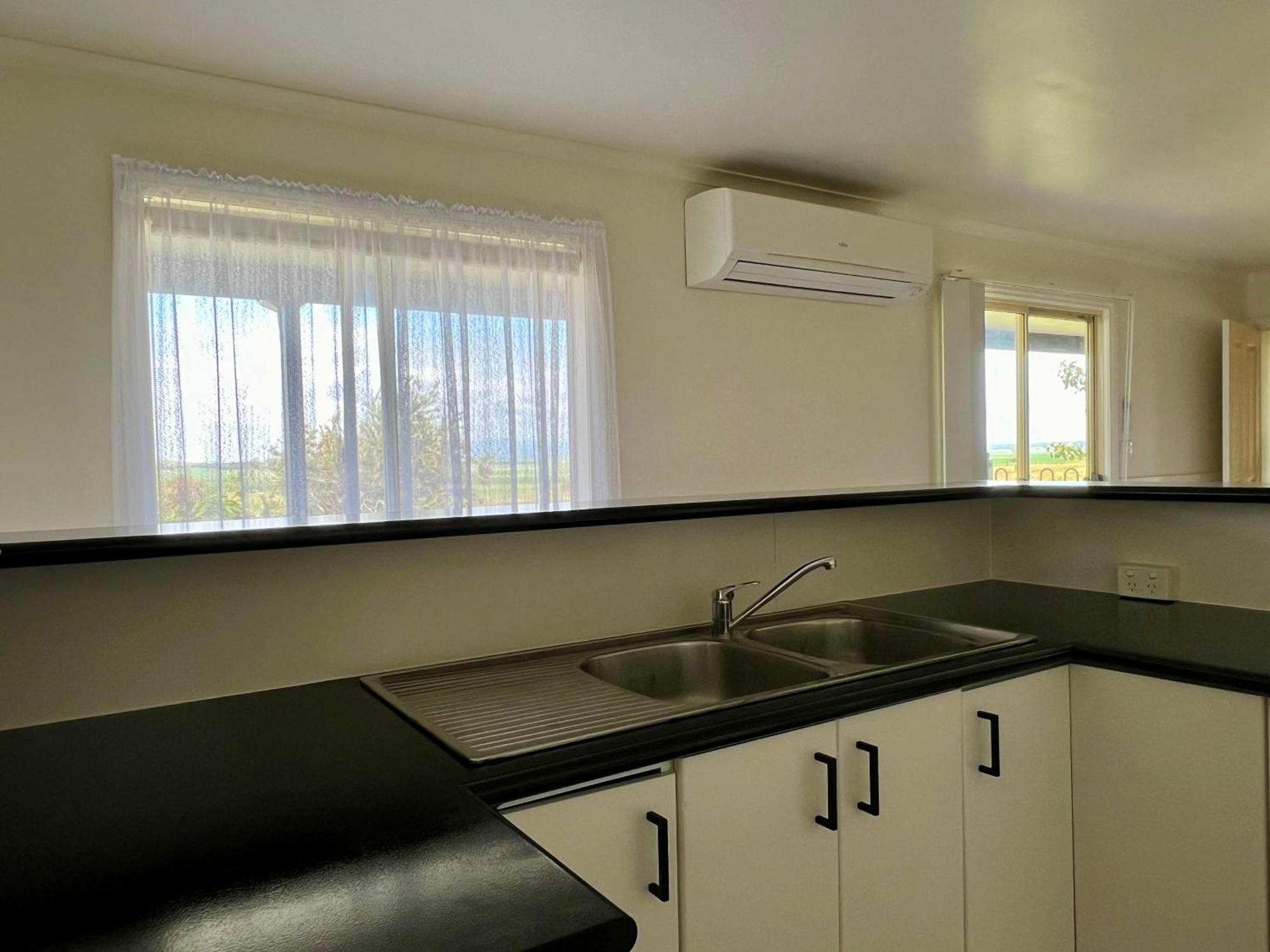 יאנקי Promhills Cabins מראה חיצוני תמונה
