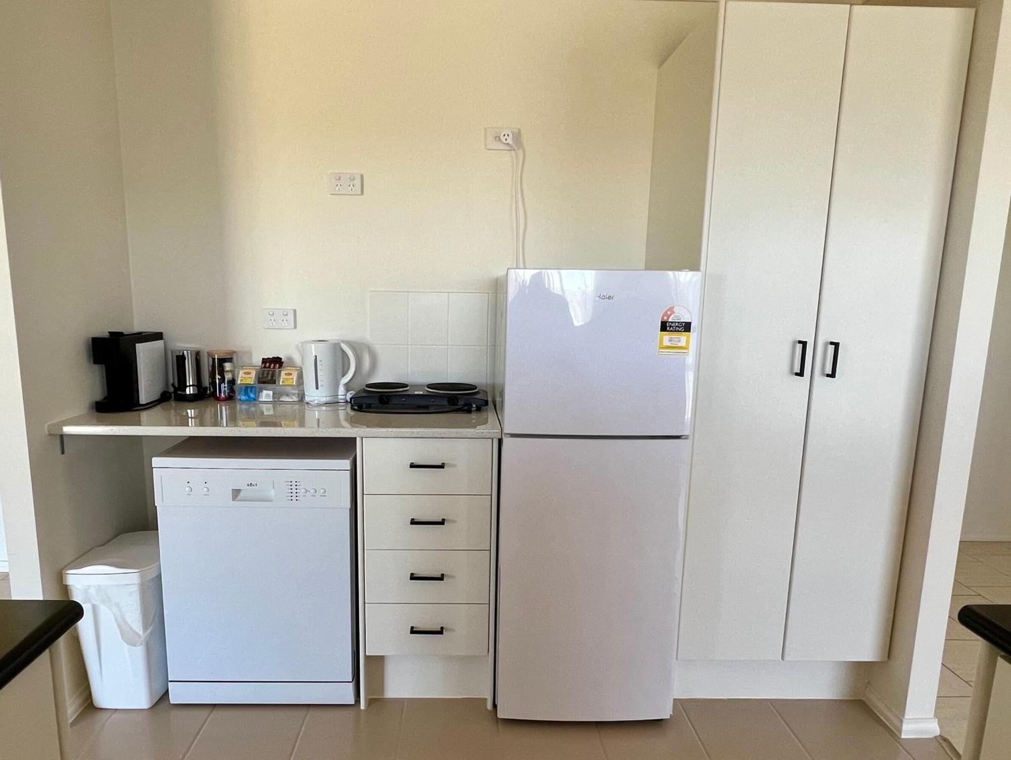 יאנקי Promhills Cabins מראה חיצוני תמונה